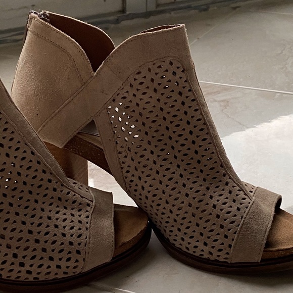 🔥SOFFT SHOES🔥 - Picture 3 of 8